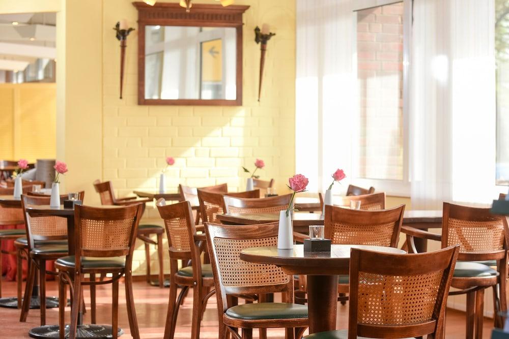 Ibis Paderborn City Ngoại thất bức ảnh