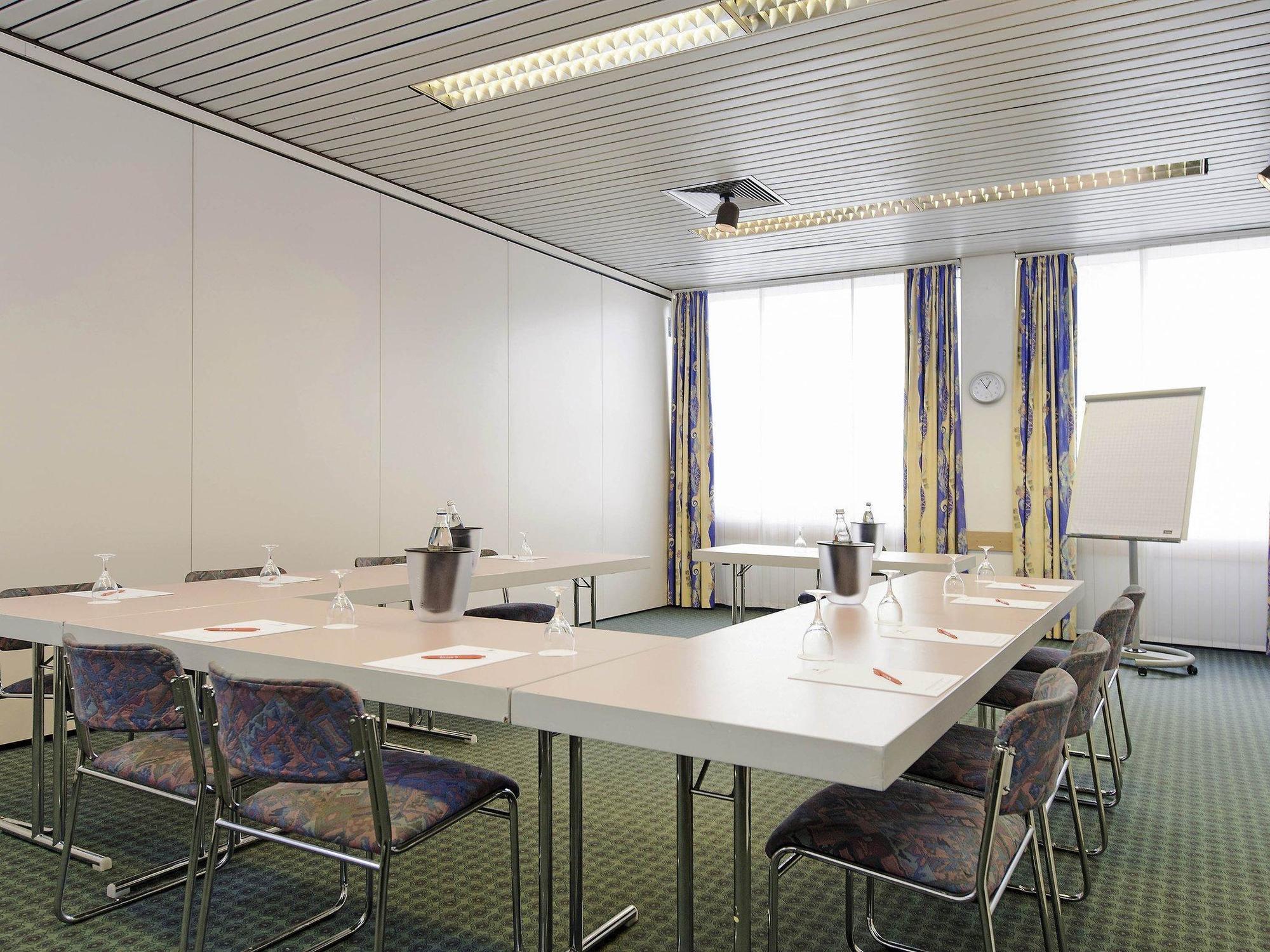 Ibis Paderborn City Ngoại thất bức ảnh