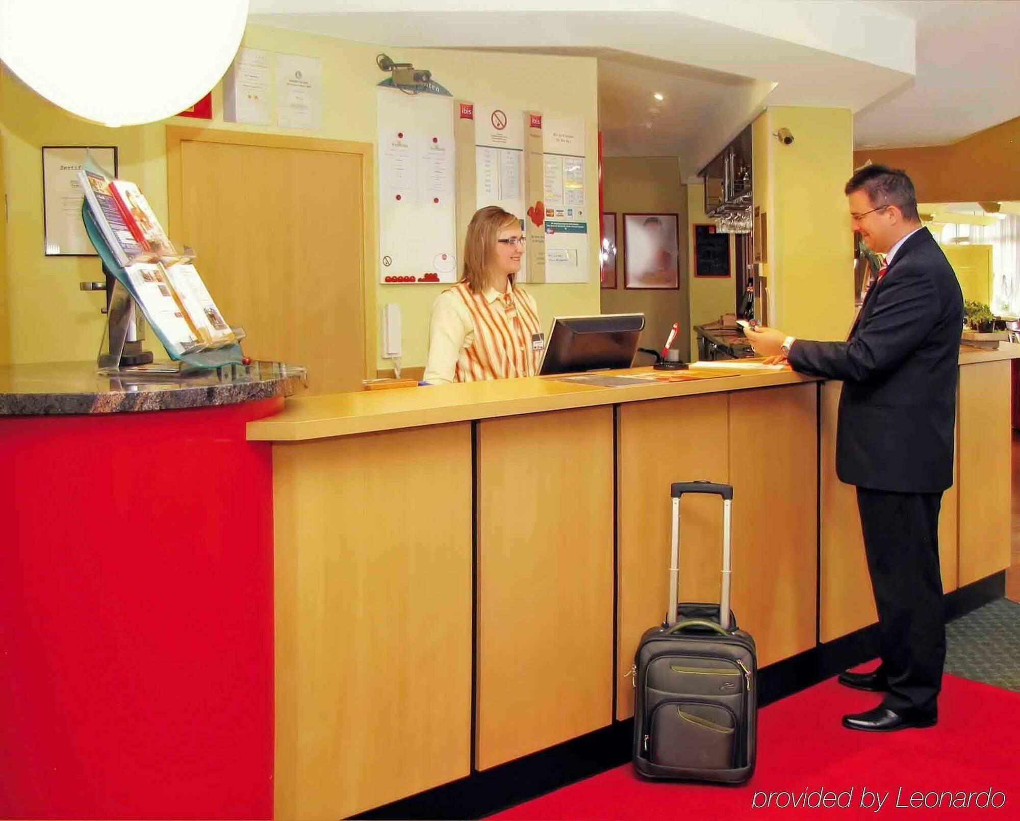 Ibis Paderborn City Ngoại thất bức ảnh